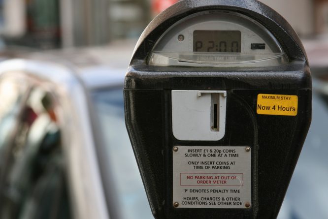 Бизнес и финансы: В 2016-ом оплата парковки принесла в казну Британии £756 млн