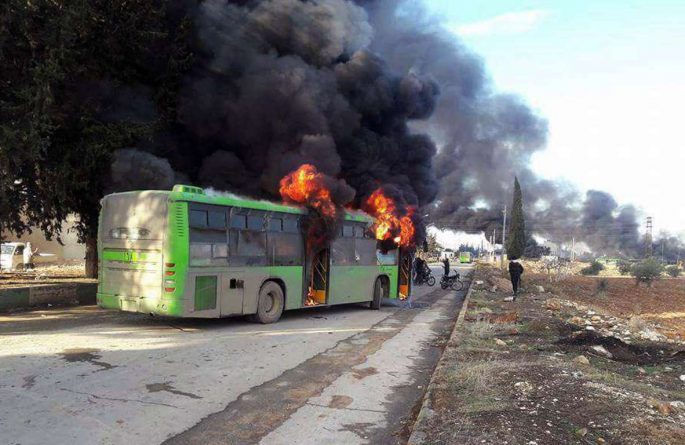 В мире: Эвакуация из Алеппо: сожжены 5 автобусов для гражданских