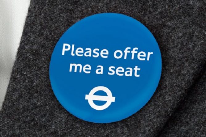 Общество: В Лондонской подземке появятся новые значки-"просьбы"