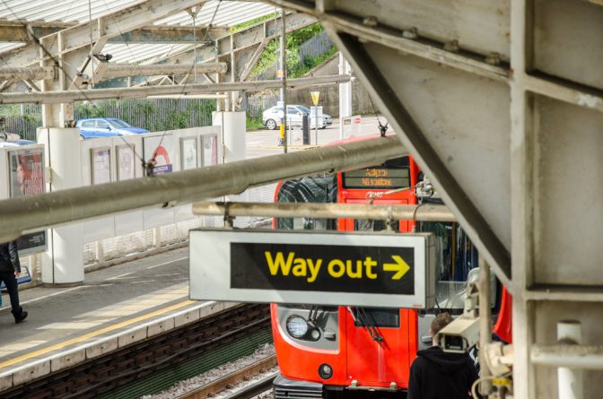 Общество: Сотрудники Southern rail, London Underground и British Airways готовятся к началу забастовок
