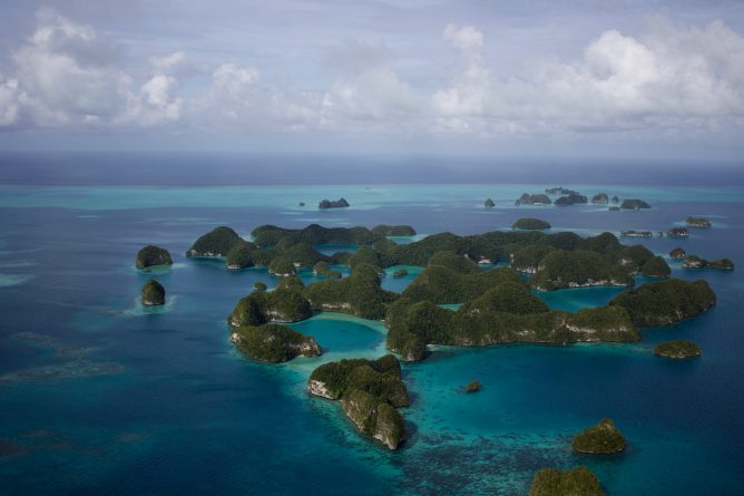 Путешествия: Тропический архипелаг больше не хочет принимать бюджетных туристов