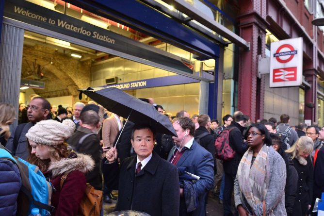 Общество: Лондонцев ожидает новая забастовка работников метро