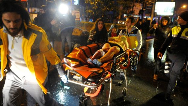 Происшествия: Стамбул: нападавший «в костюме Санты» убил 39 человек