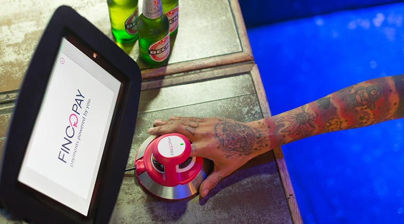 Технологии: В лондонском баре теперь можно расплачиваться… пальцем