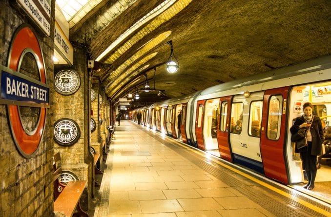Общество: Насколько чисто в Лондонском метро?