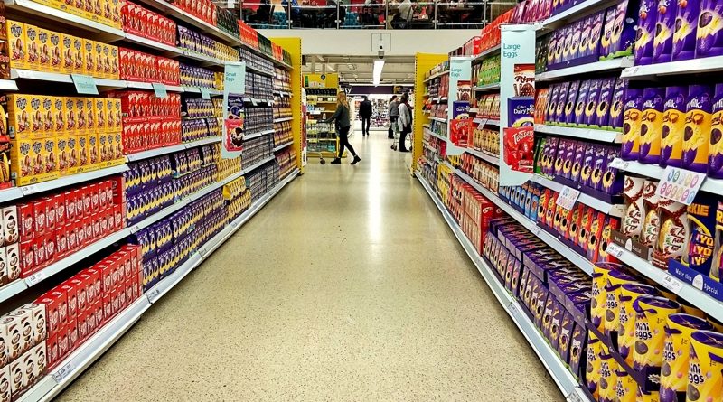 Общество: Посетителям Tesco запретили покупать еду для бездомных на 200 фунтов