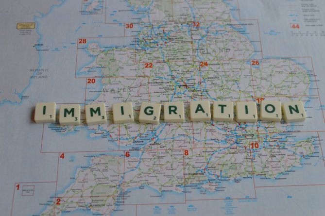 Закон и право: Brexit: новые иммиграционные правила будут вводиться поэтапно