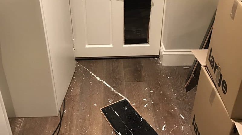 Полицейские приняли лондонского рэпера за вора и ворвались к нему в дом 15022017 Знаменитости: Полицейские приняли лондонского рэпера за вора и ворвались к нему в дом