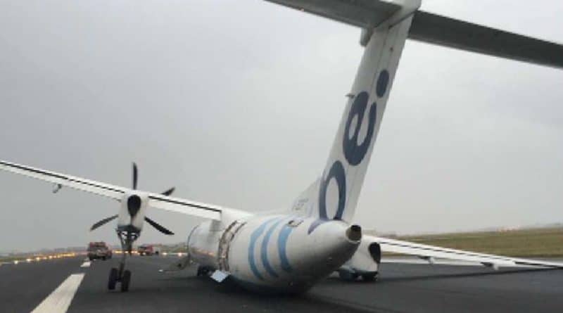 Происшествия: Шасси самолета Flybe вышло из строя во время посадки в Амстердаме