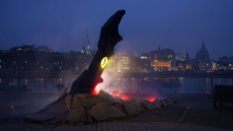 Юмор: LEGO Бэтмен появился в Лондоне