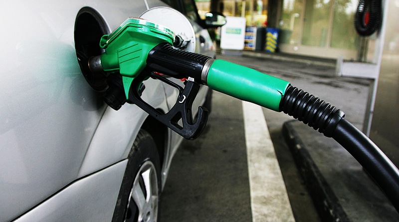 Бизнес и финансы: Весенний подарок для автомобилистов от Asda и Morrisons: цены на топливо подешевели на £1