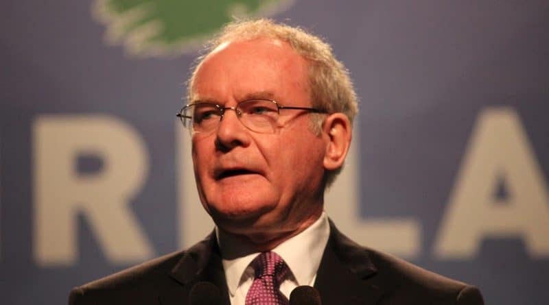 Знаменитости: Мартин Макгиннесс, бывший лидер ИРА, умер в 66 лет