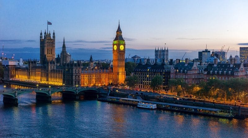 Законопроект по Brexit отправили в Палату общин для внесения поправки 02032017 Политика: Законопроект по Brexit отправили в Палату общин для внесения поправки