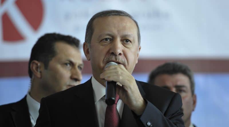 Эрдоган: "Европейцы больше не будут спокойно ходить по улицам" 22032017 В мире: Эрдоган: "Европейцы больше не будут спокойно ходить по улицам"