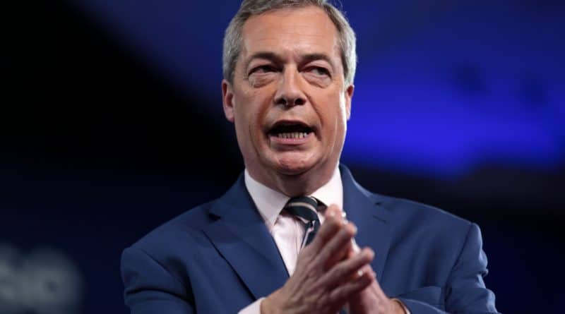 Найджел Фараж: В лондонском теракте виноват "мультикультурализм" 24032017 Политика: Найджел Фараж: В лондонском теракте виноват "мультикультурализм"