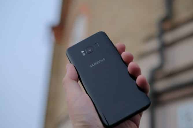 Samsung анонсировал новый флагманский смартфон на смену проблемному Galaxy Note 7 рис 2