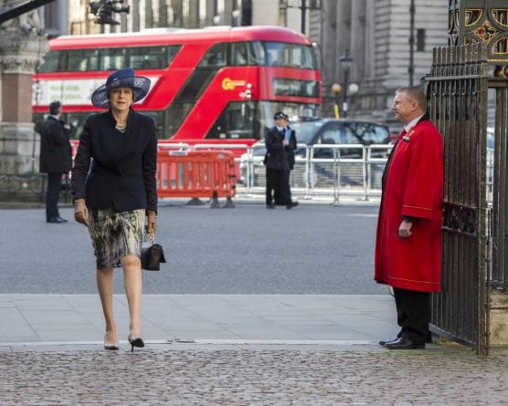 Политика: Сохранить Великобританию: Тереза Мэй отправляется в турне по стране
