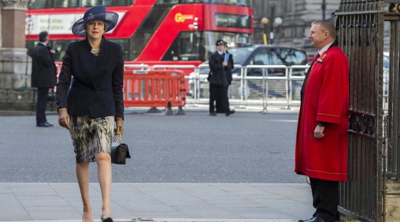 Сохранить Великобританию: Тереза Мэй отправляется в турне по стране 20032017 Политика: Сохранить Великобританию: Тереза Мэй отправляется в турне по стране