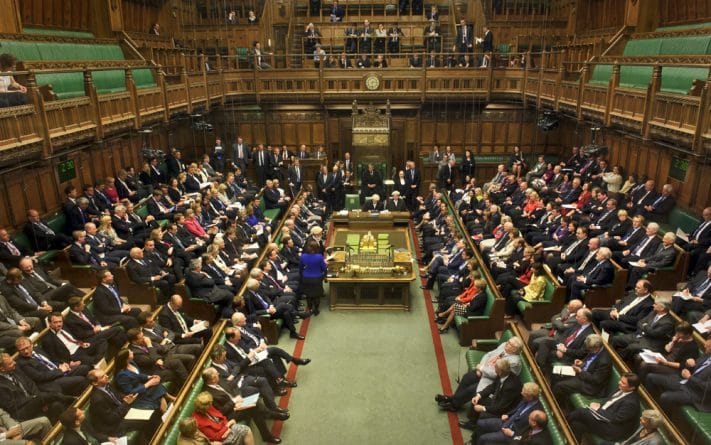 Политика: Дебаты в парламенте: пока без Brexit и много Шотландии