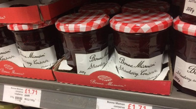 В Waitrose банки с джемом стоят дешевле пустых банок 14032017 Общество: В Waitrose банки с джемом стоят дешевле пустых банок