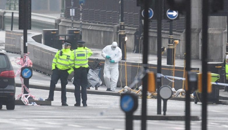 Происшествия: Арестован ещё один подозреваемый в связи с атакой на Вестминстерском мосту