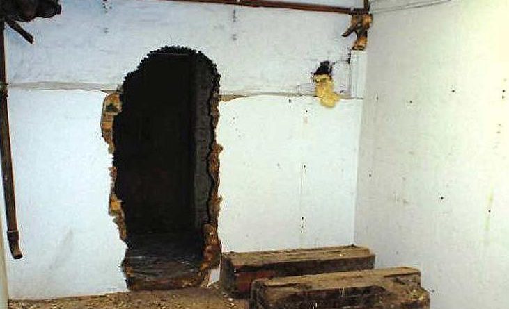 Недвижимость: Заброшенный подвал в центре Лондона выставлен на продажу за 150 тысяч фунтов