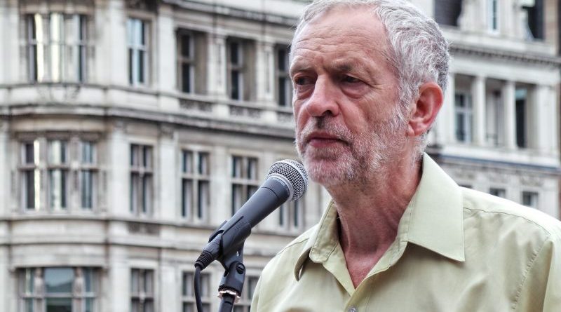 Политика: Парламентские выборы 2017: Лейбористы сокращают отрыв