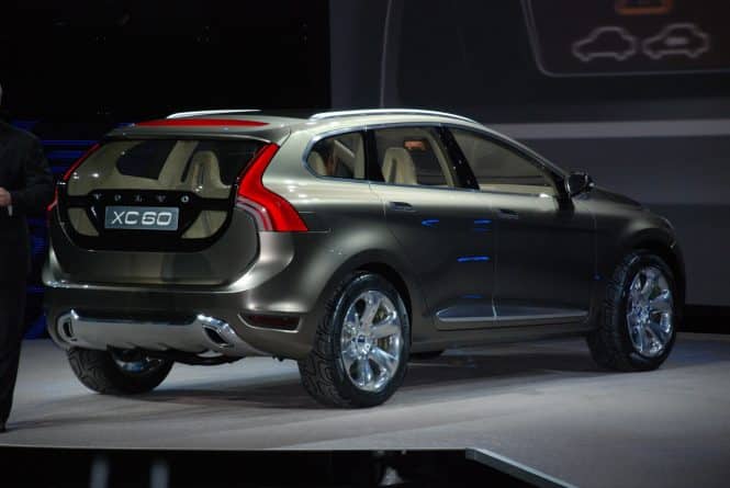 Технологии: Концерн Volvo начал продажу кроссоверов XC60 на британском рынке