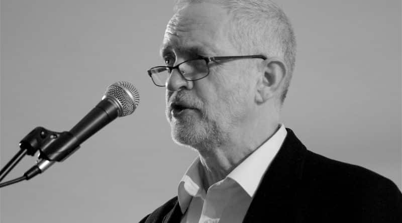 Джереми Корбин снова вышел из себя в прямом эфире 05042017 Политика: Джереми Корбин снова вышел из себя в прямом эфире