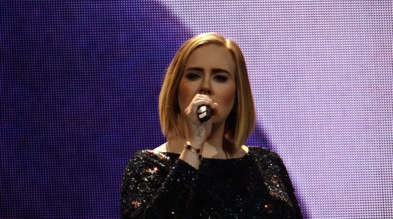 Знаменитости: Адель купила особняк в Ист Гринстед за 4 миллиона фунтов