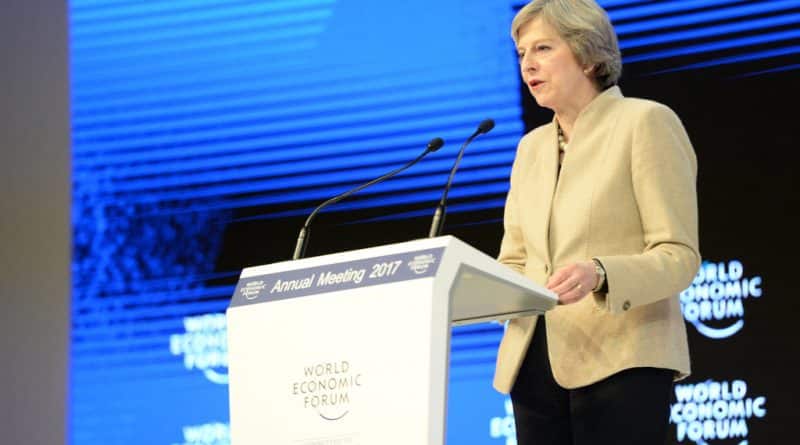 Политика: Подготовка к местным выборам. Мэй начала избирательную кампанию