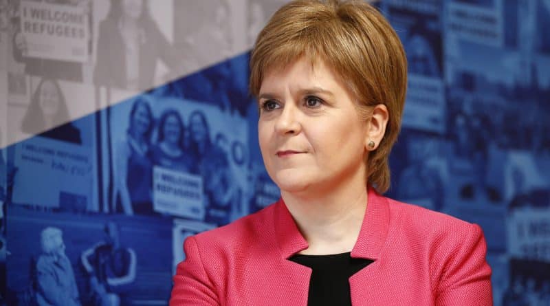 Политика: Шотландская независимость: Стерджен "вдохновлялась политикой Маргарет Тэтчер"