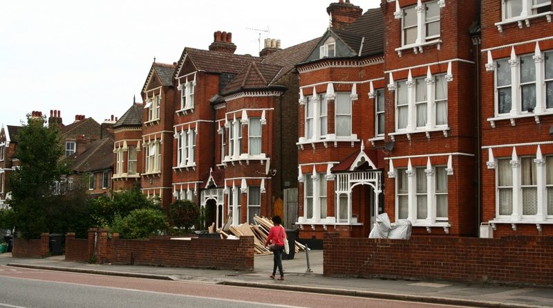 Садик Хан собирается создать базу данных аферистов-домовладельцев 27042017 Недвижимость: Садик Хан собирается создать базу данных аферистов-домовладельцев