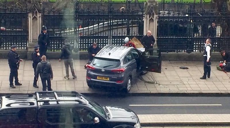 Общество: Всех арестованных в связи с терактом в Вестминстере, выпустили на свободу