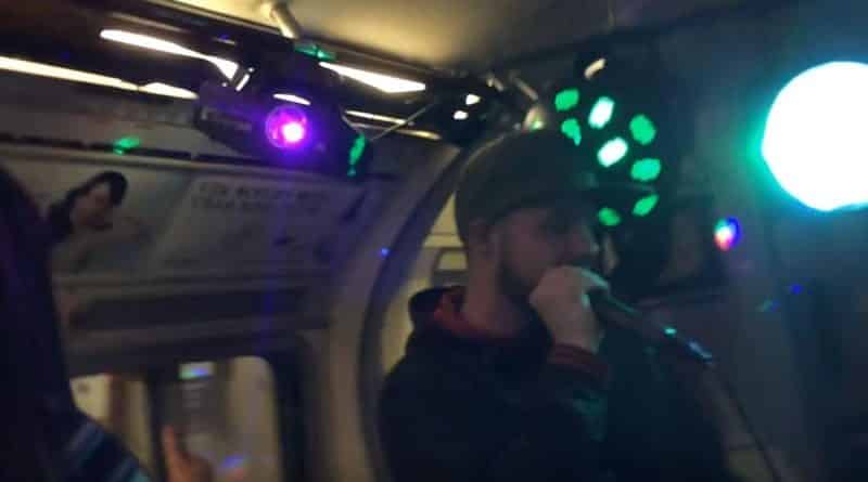 Полицейские разогнали рейв-вечеринку в вагоне поезда в Лондоне 12042017 Общество: Полицейские разогнали рейв-вечеринку в вагоне поезда в Лондоне