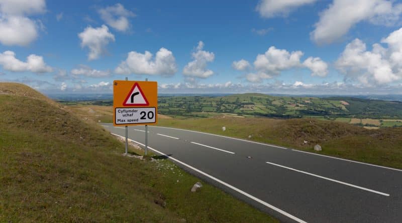 С завтрашнего дня меняется система расчета штрафа за превышение скорости 23042017 Закон и право: С завтрашнего дня меняется система расчета штрафа за превышение скорости