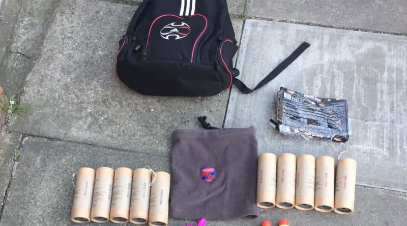 Пять человек арестовано за использование пиротехники во время матча между Chelsea и Crystal Palace 06042017 Происшествия: Пять человек арестовано за использование пиротехники во время матча между Chelsea и Crystal Palace