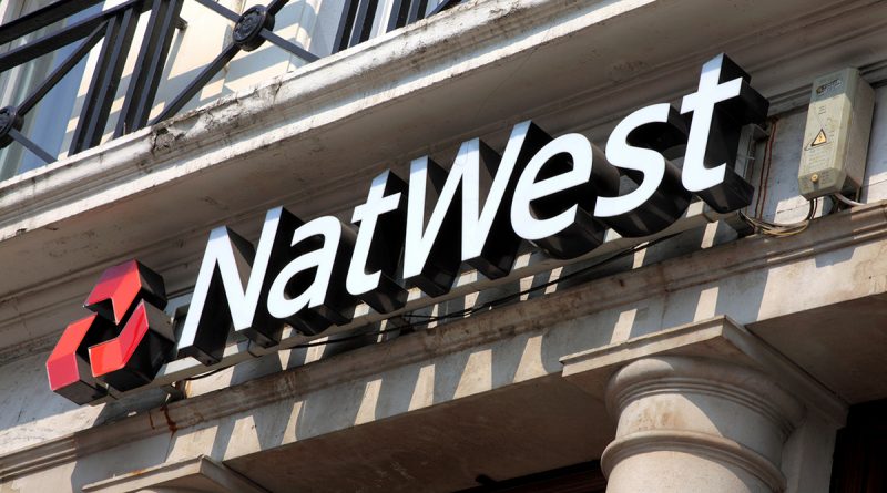 Бизнес и финансы: В NatWest и Lloyds проблемы с интернет-банкингом