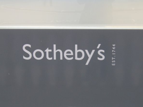 Искусство: Серьги с бриллиантами на аукционе Sotheby’s продали за £44,9 млн
