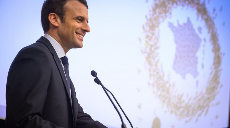 Политика: Эммануэль Макрон призывает к “перестройке Европы”