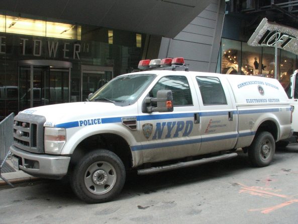 В мире: 18-летняя девушка стала жертвой аварии на Таймс-сквер в Нью-Йорке