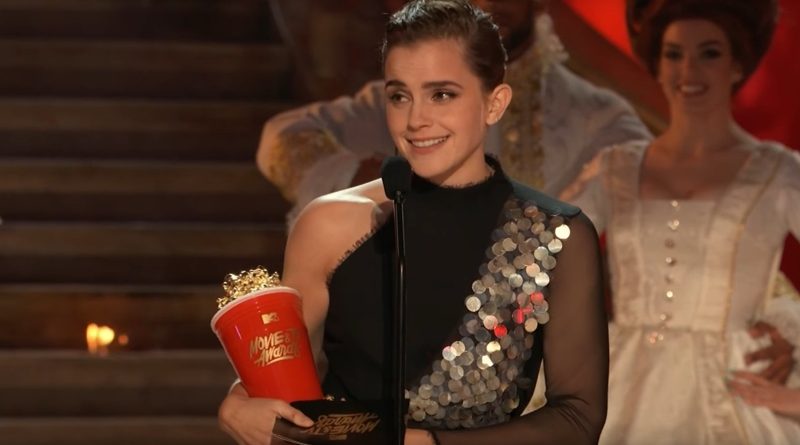 Эмма Уотсон получила награду MTV и произнесла очень длинную речь 08052017 Досуг: Эмма Уотсон получила награду MTV и произнесла очень длинную речь
