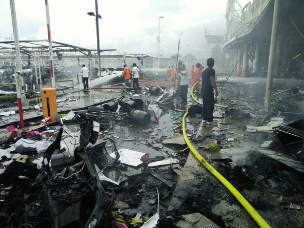 В мире: Две бомбы взорвались в людном супермаркете Таиланда