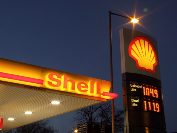 Бизнес и финансы: Shell уволит 90 рабочих до конца 2017 года