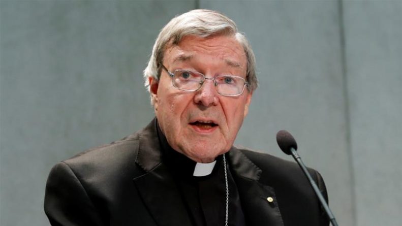 В мире: Главного финансиста Ватикана обвиняют в педофилии