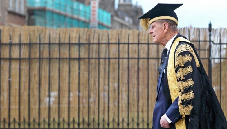 Знаменитости: Герцог Эдинбургский благополучно вернулся домой