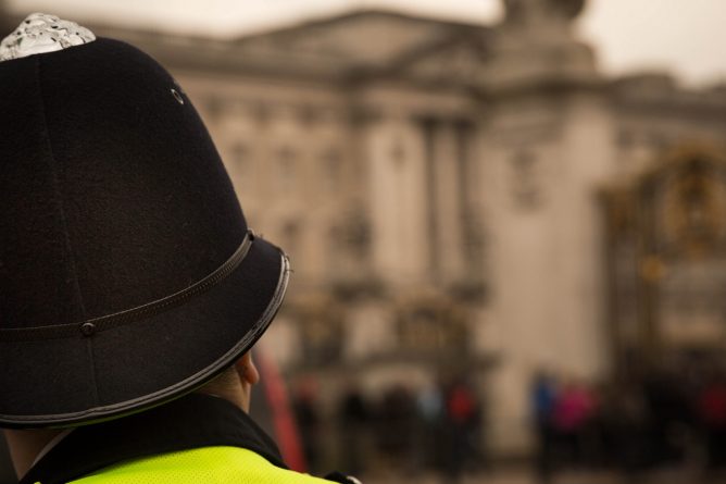 Закон и право: Полиция Манчестера жалуется на общественное давление