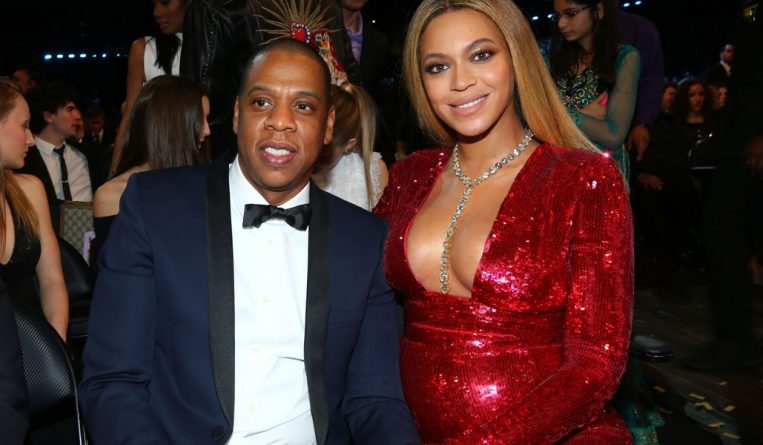 Знаменитости: Beyonce родила близнецов