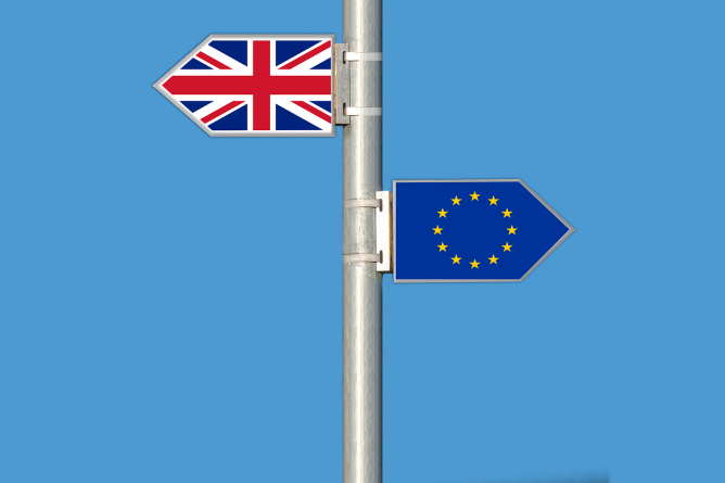 Политика: 19 июня стартует первый раунд переговоров по Brexit