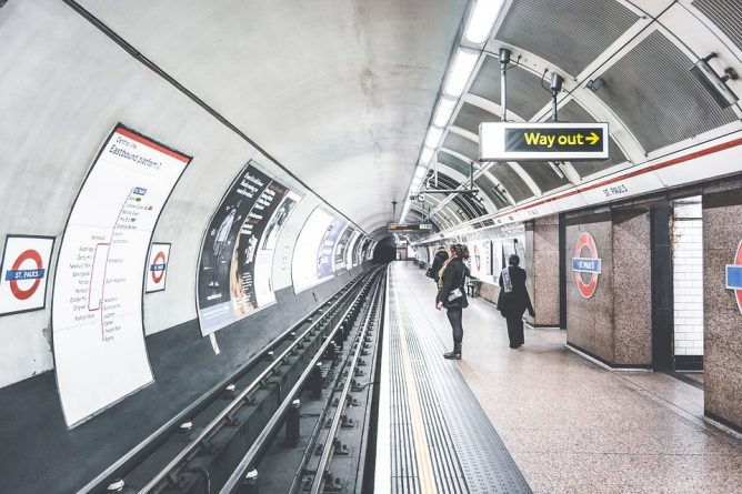 Общество: В Лондоне издали карту метро для страдающих клаустрофобией
